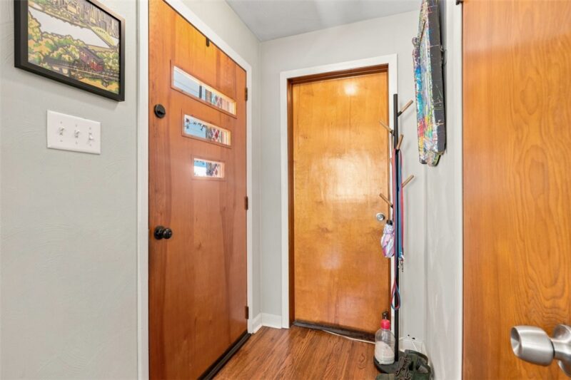 108 Hillside Dr — photo 6