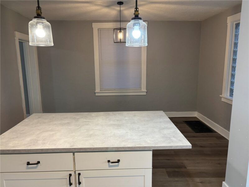 1320 Pioneer Ave — photo 6