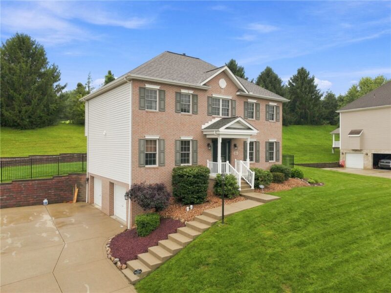 214 Murdock Way — photo 2
