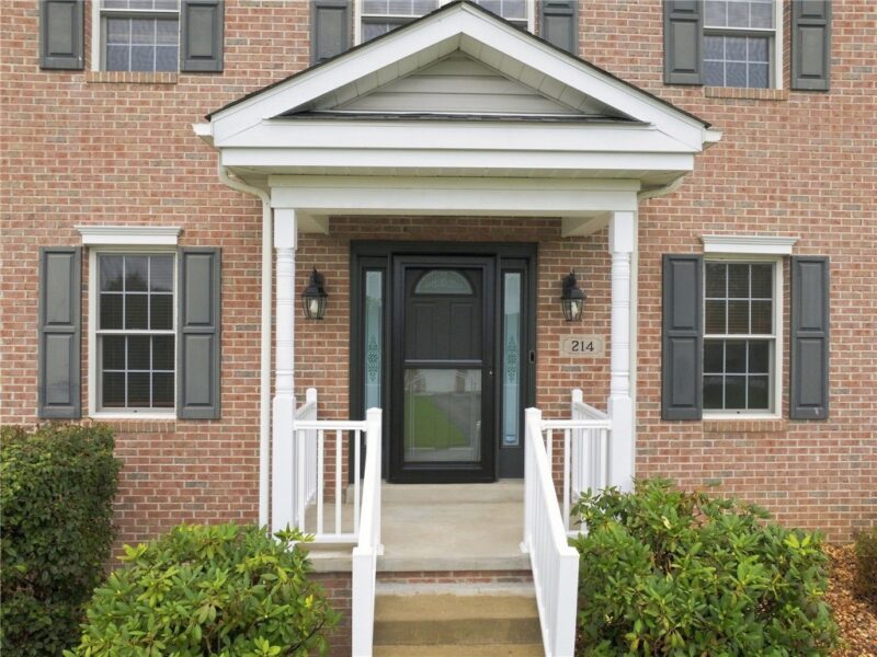 214 Murdock Way — photo 3