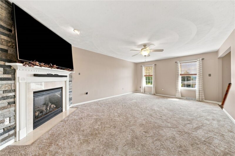 214 Murdock Way — photo 7