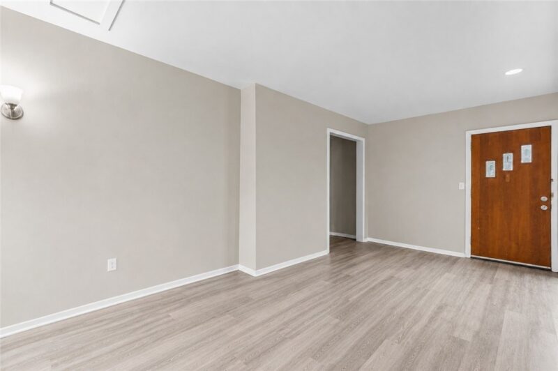 1685 Perrysville Ave — photo 8