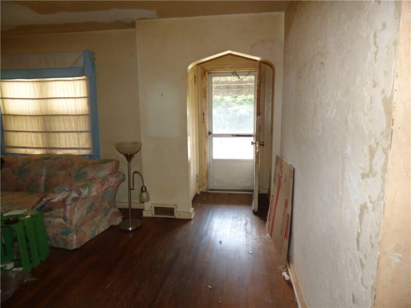 1745 Bower Hill Rd — photo 3