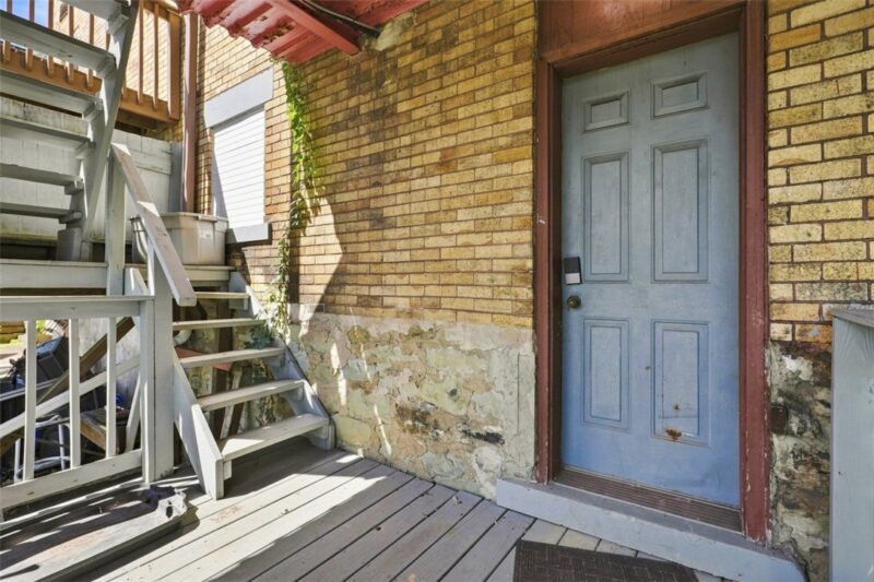 776 Hazelwood Ave — photo 4