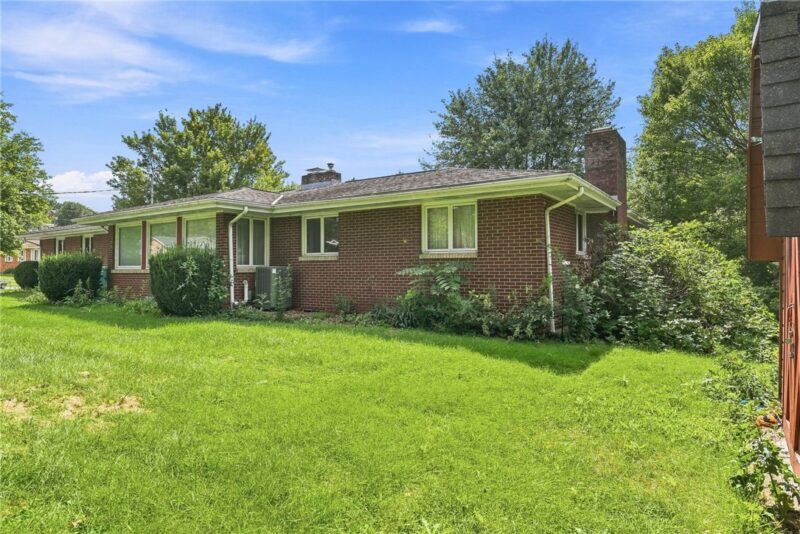 196 Kingston St — photo 3