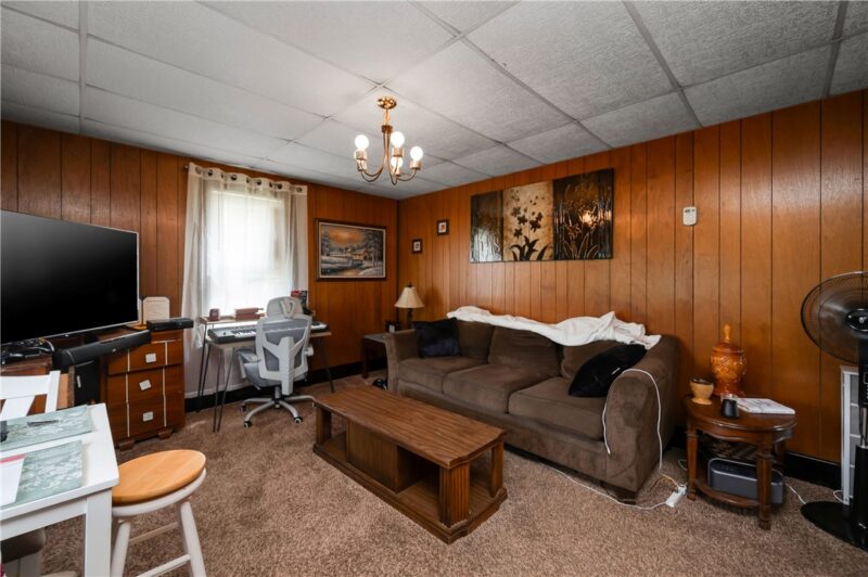 912 herman road — photo 8