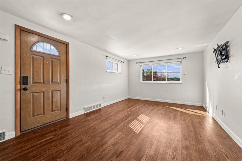3427 Pleasantvue Dr — photo 4