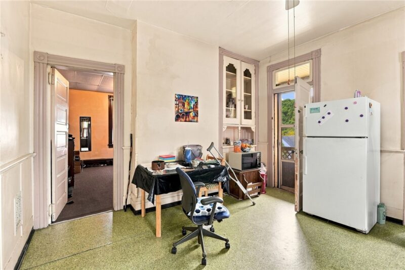 4716 Walnut St — photo 6