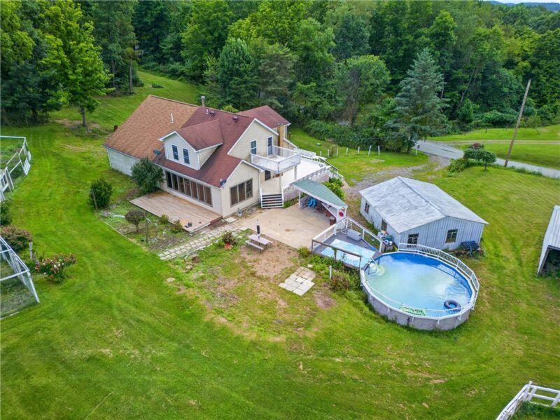 331 Hill Rd — photo 2
