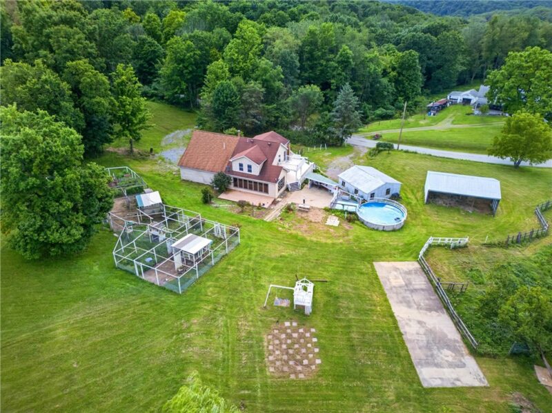 331 Hill Rd — photo 3