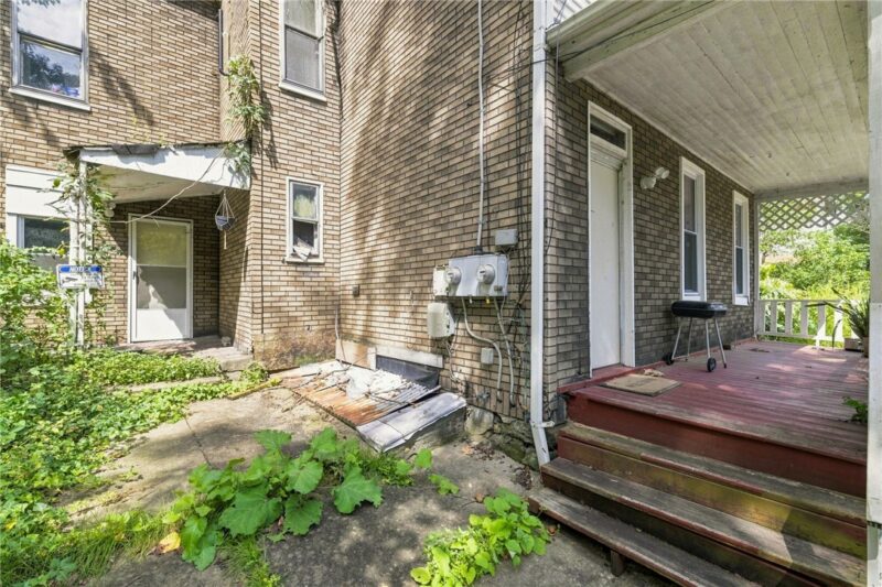 450 Card Ave — photo 3