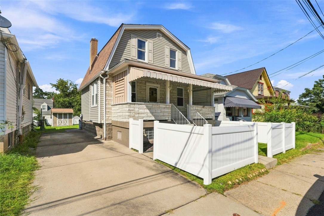 1435 Conroy St — photo 1