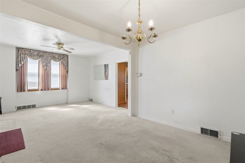 1435 Conroy St — photo 5