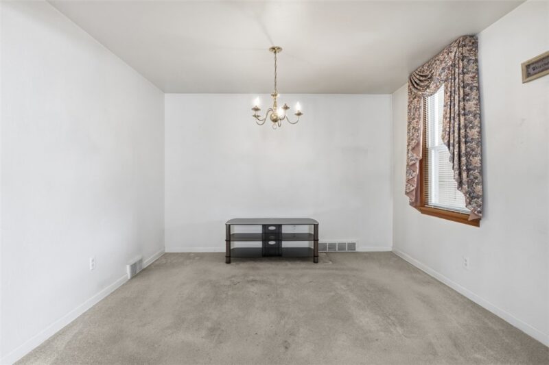 1435 Conroy St — photo 7