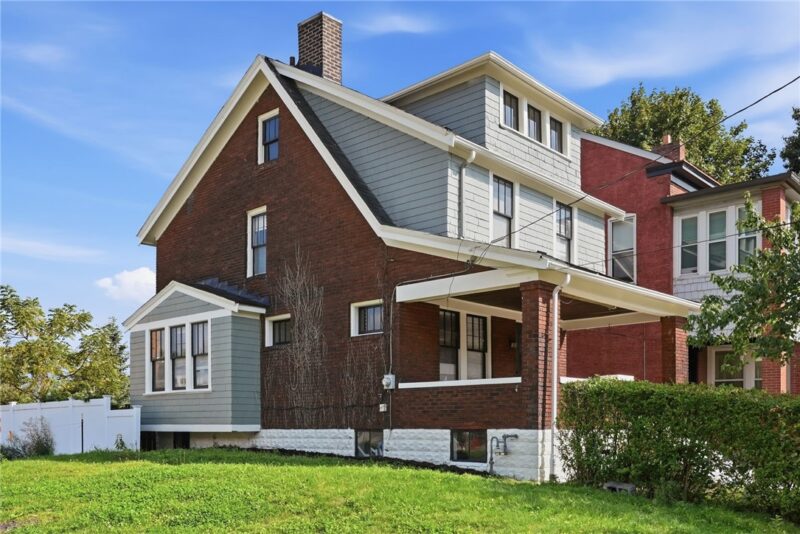 109 S Atlantic Ave — photo 2