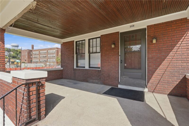 109 S Atlantic Ave — photo 4
