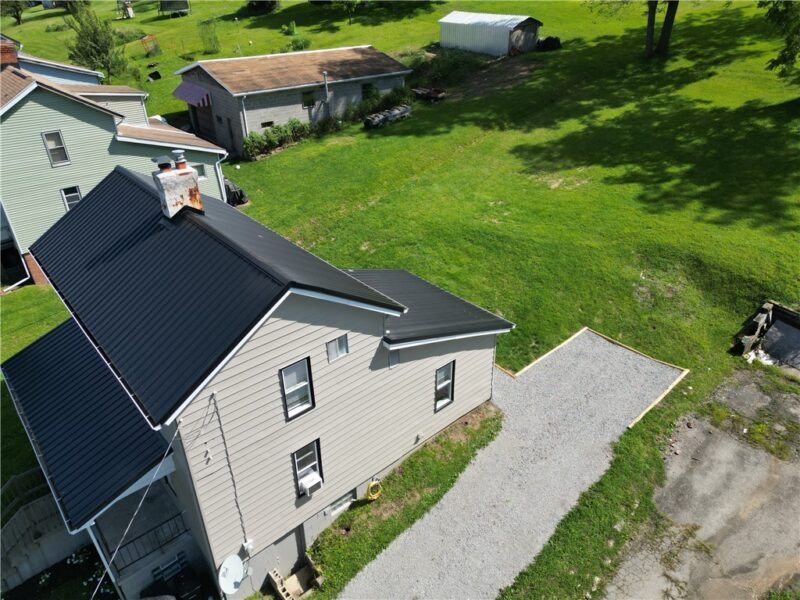 240 Roosevelt St — photo 4