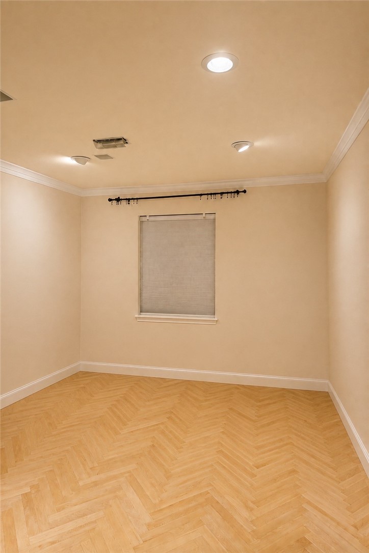 425 N Neville St 103 — photo 5