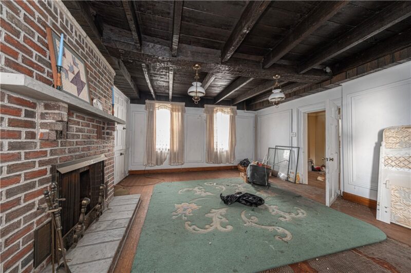 600 Front St — photo 3