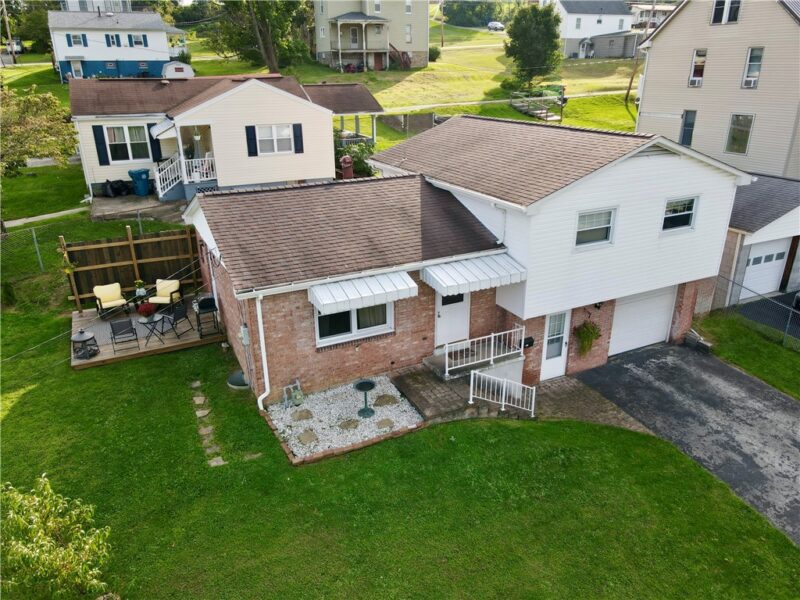 601 Stauffer Ave — photo 2