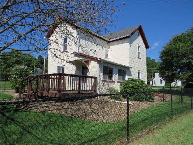 651 Liberty St — photo 7