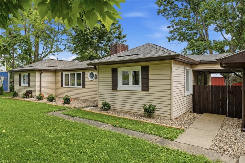 127 Beaver Ave — photo 2