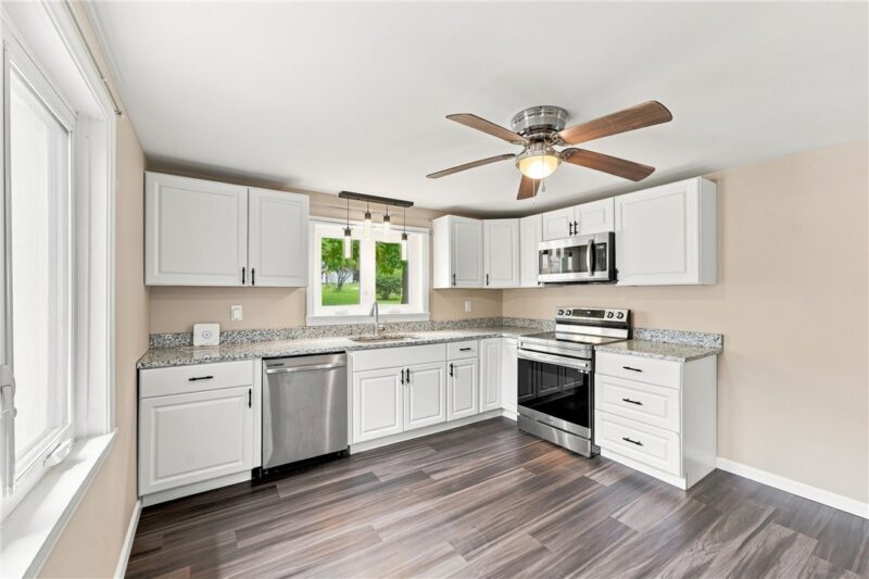 127 Beaver Ave — photo 3