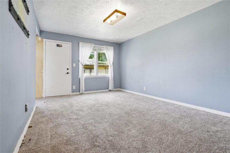 478-480 Cypress Dr — photo 3