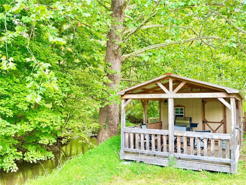 113 Williams Rd — photo 3