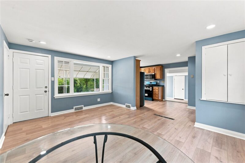 146 Youngstown Rd. — photo 8