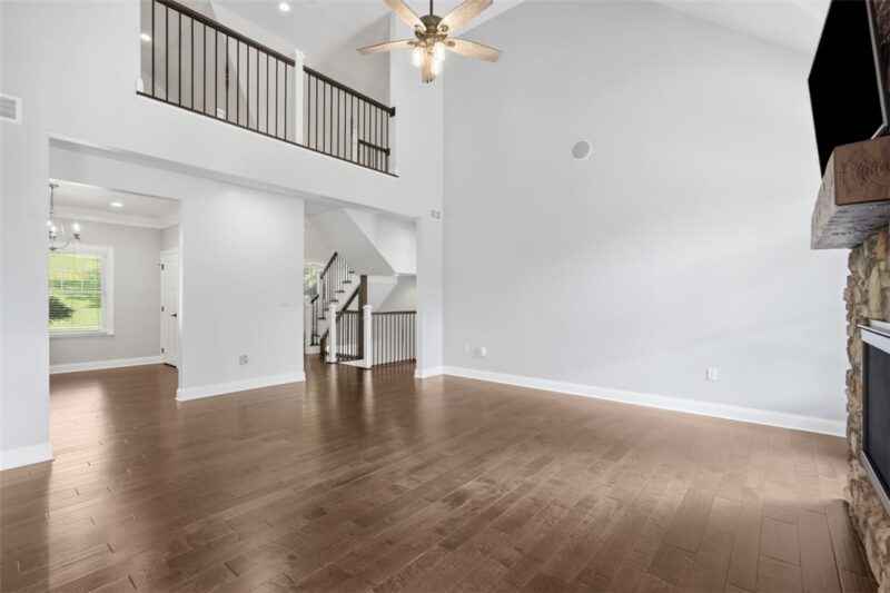 494 Ross Rd — photo 8