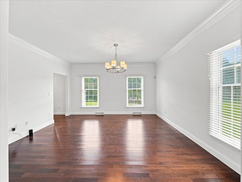 102 Hidden Oak DRIVE — photo 8