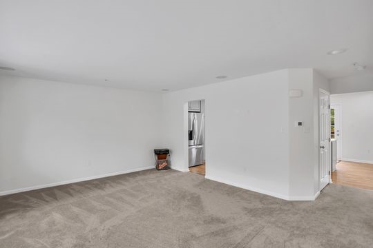 279 Broadstone Dr. — photo 7