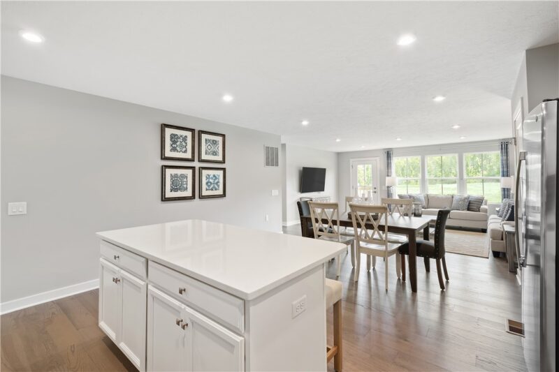 513 Fairway Drive — photo 4