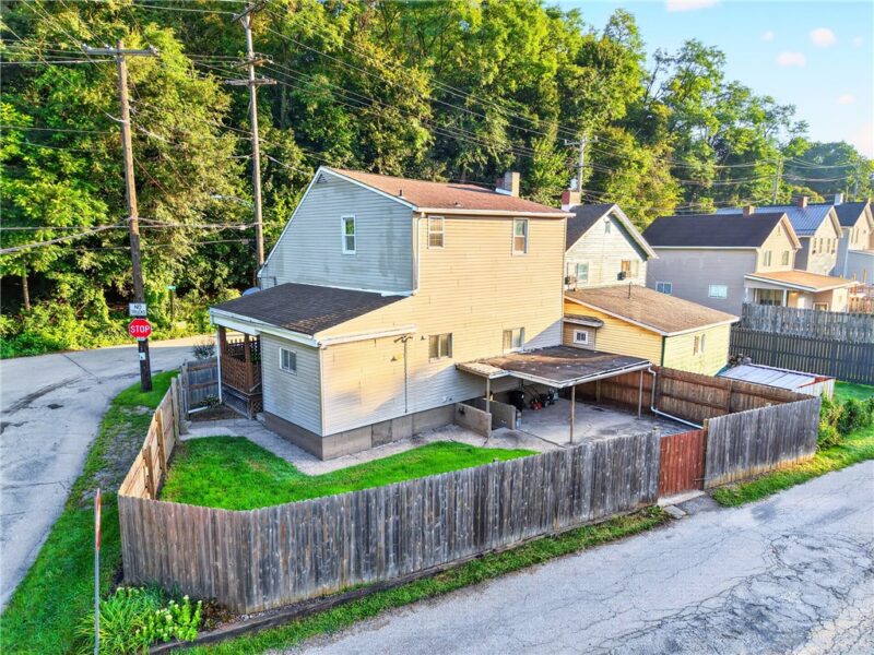 212 Lafferty St — photo 2