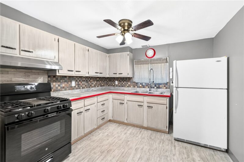 212 Lafferty St — photo 5