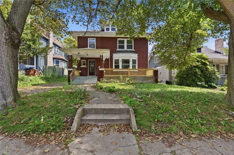 130 Euclid Ave — photo 2