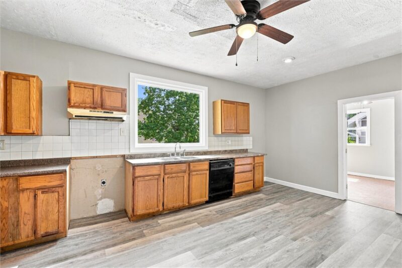 130 Euclid Ave — photo 7