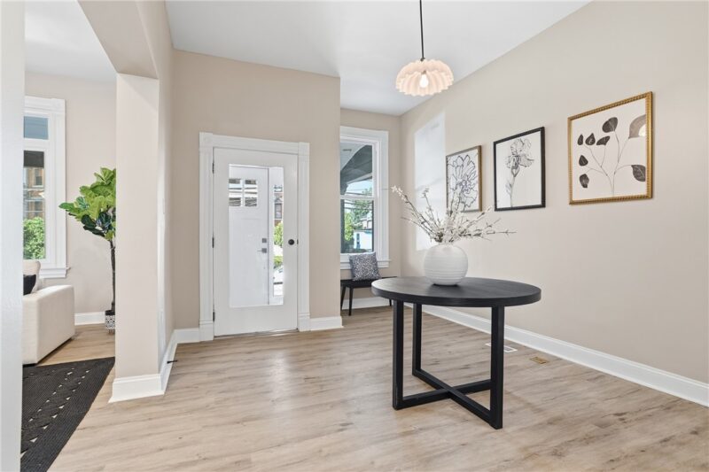 7216 Meade St — photo 3