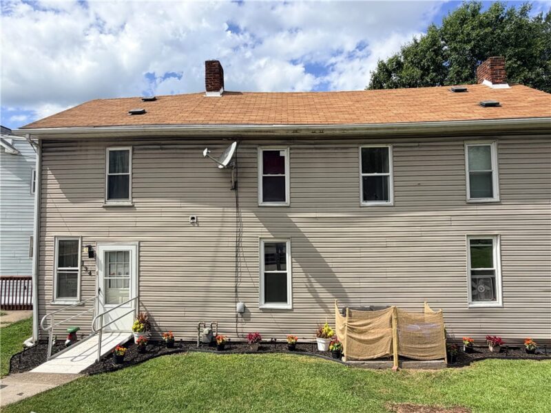 134 Morton Ave — photo 5