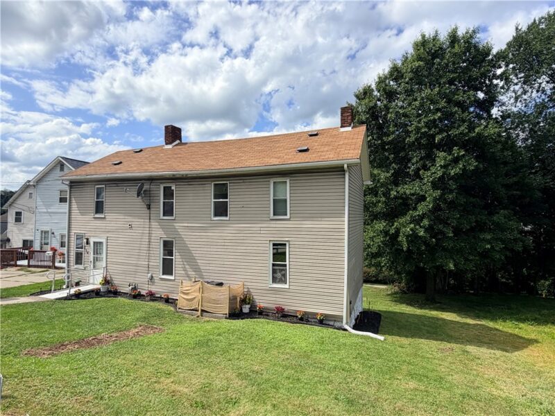 134 Morton Ave — photo 7