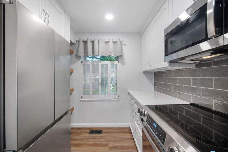 403 Scott LANE — photo 7