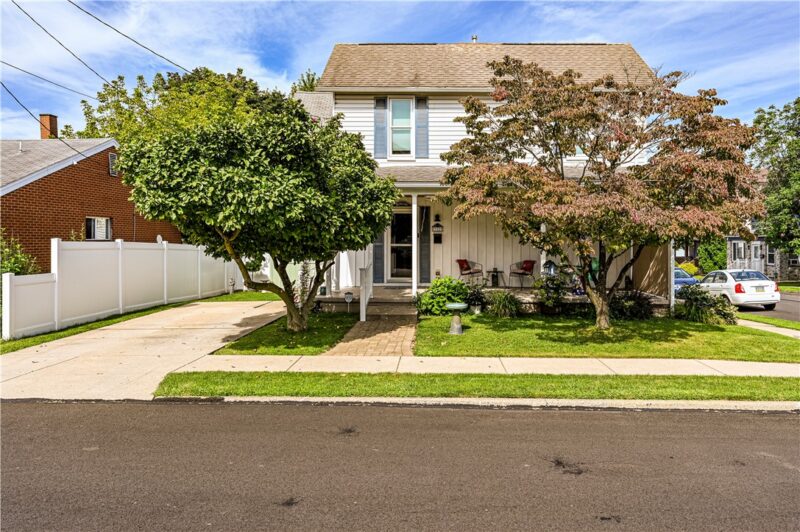 322 TREMONT AVENUE — photo 3