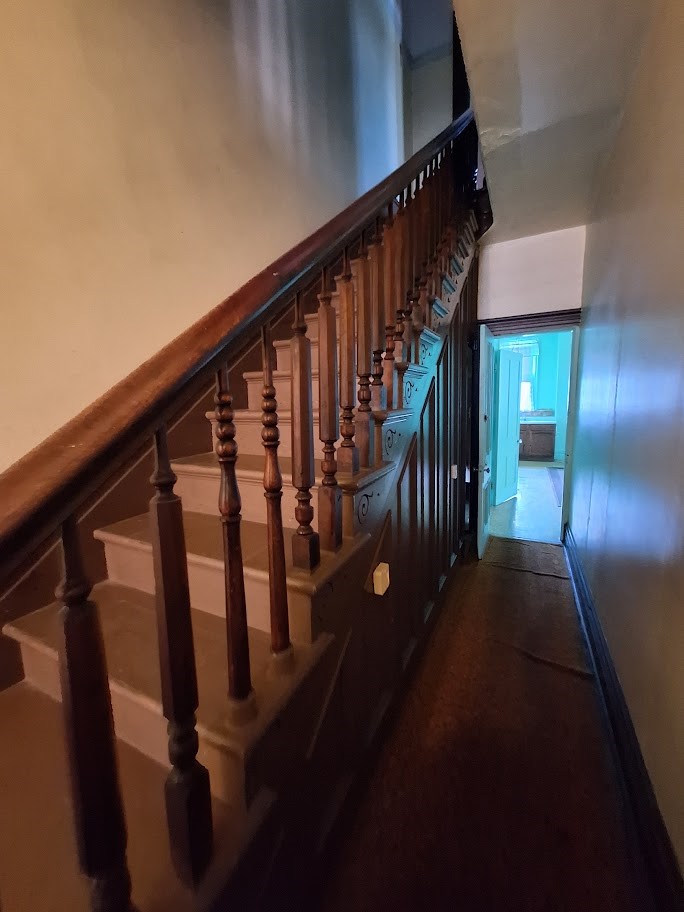 4922 Liberty Ave — photo 2