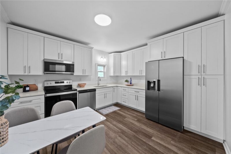 333 E Grant St — photo 8
