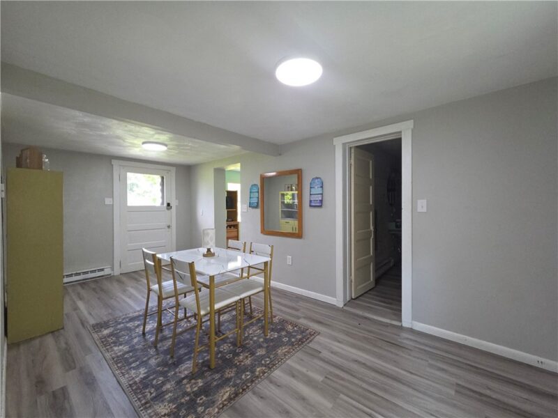 7586 Hurlbert Road — photo 7