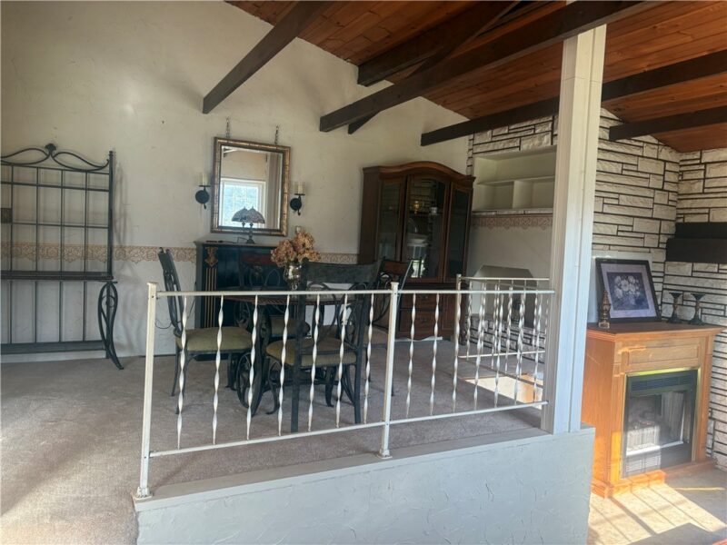 1369 HOFIUS LANE — photo 8