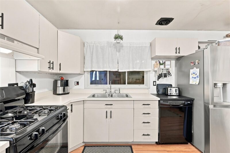 1000 Clarksville Rd — photo 7