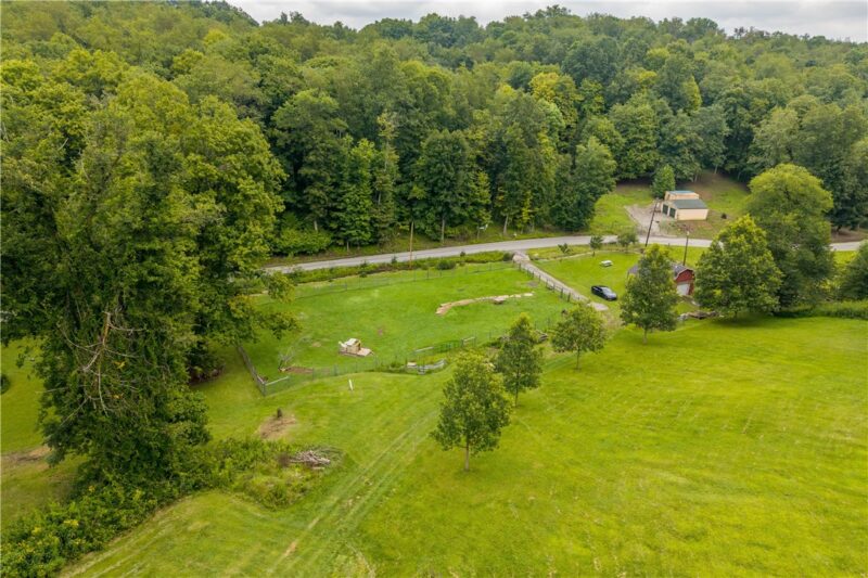 521 McClelland Road — photo 8