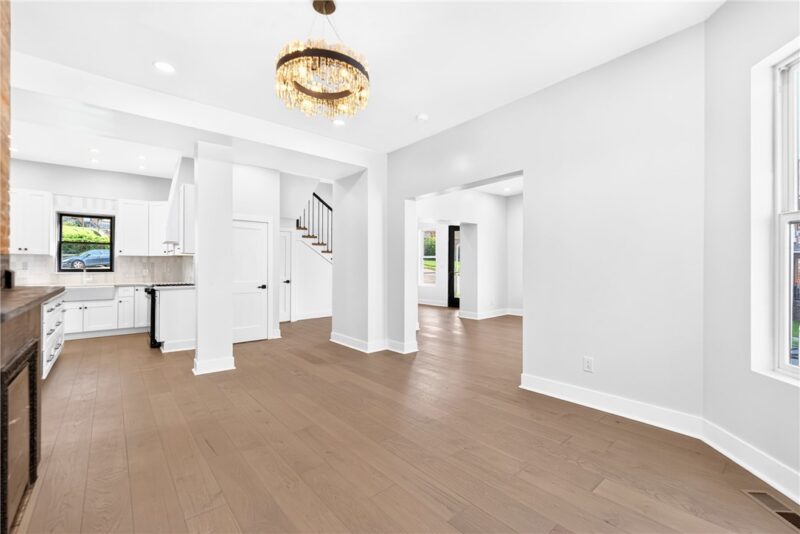 309 Fisk Ave — photo 8